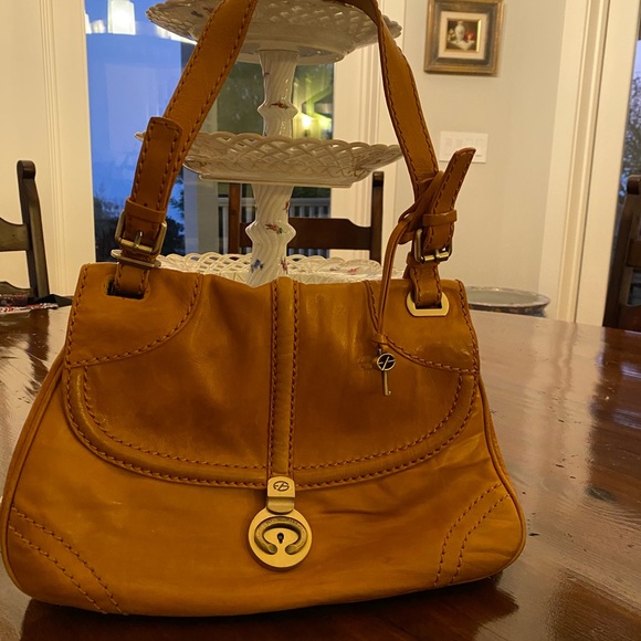Francesco Biasia leather handbag